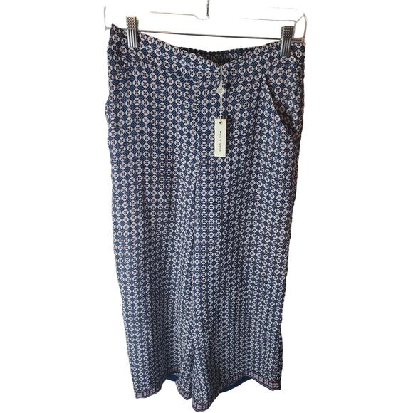 Max Studio Blue Patterned Crepe Wide Leg Pants, NWT, Medium - Picture 1 of 6
